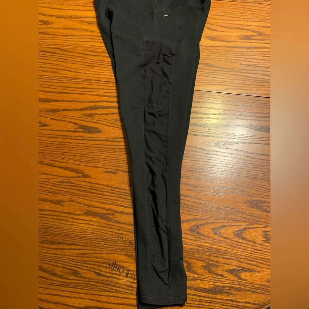 Fabletics black mesh leggings - Picture 3 of 4